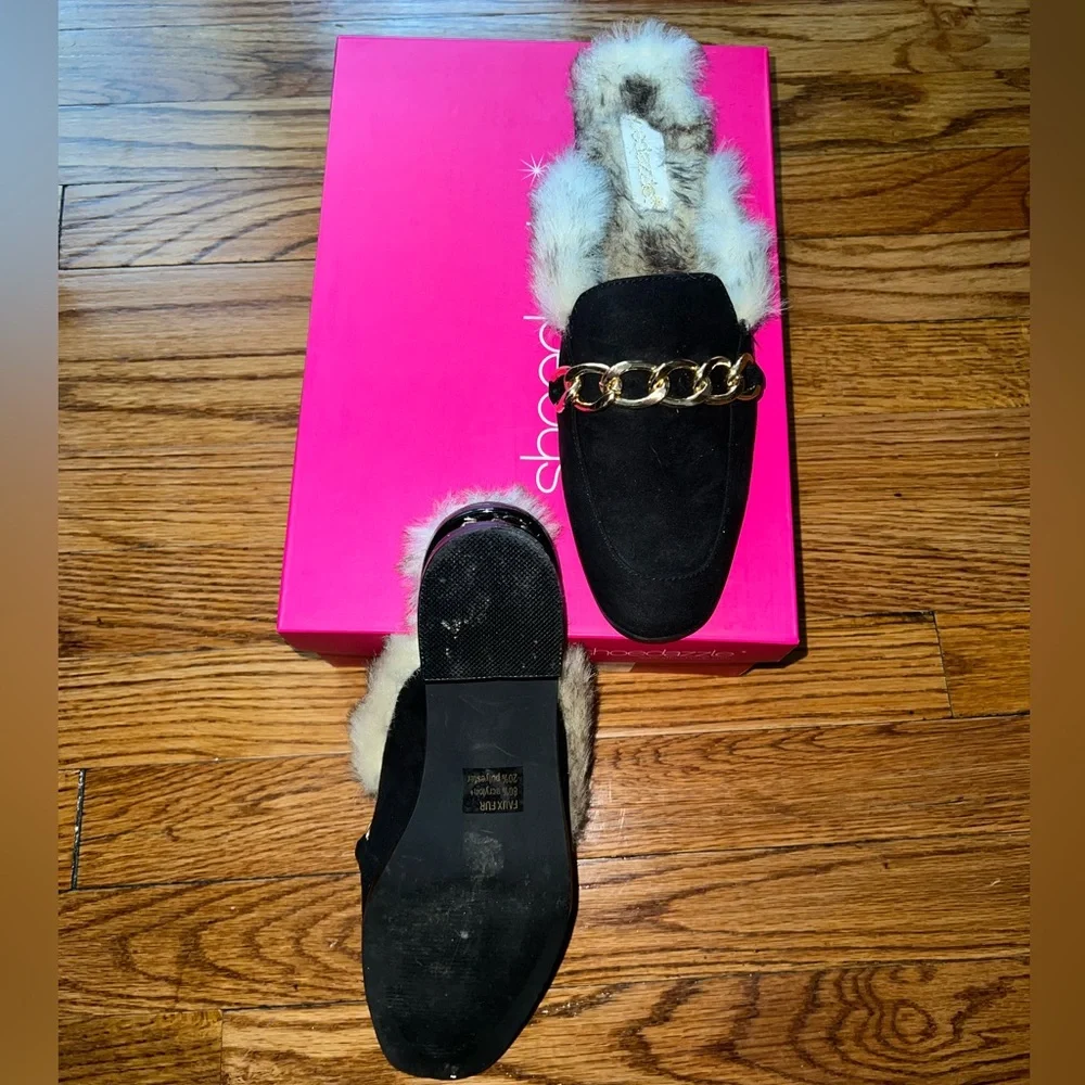 Fluffy Black Loafer Slides - Picture 4 of 4